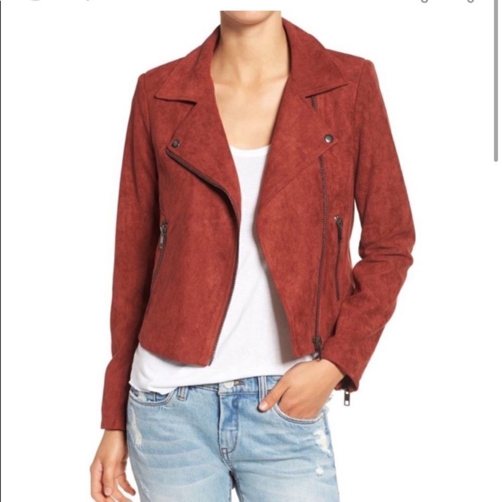 ASTR The Label Faux Suede Jacket in Rust Size Medium // Revolve